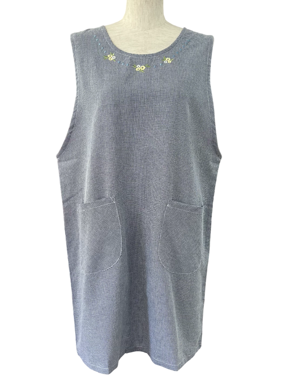 ネックレス刺繡エプロン